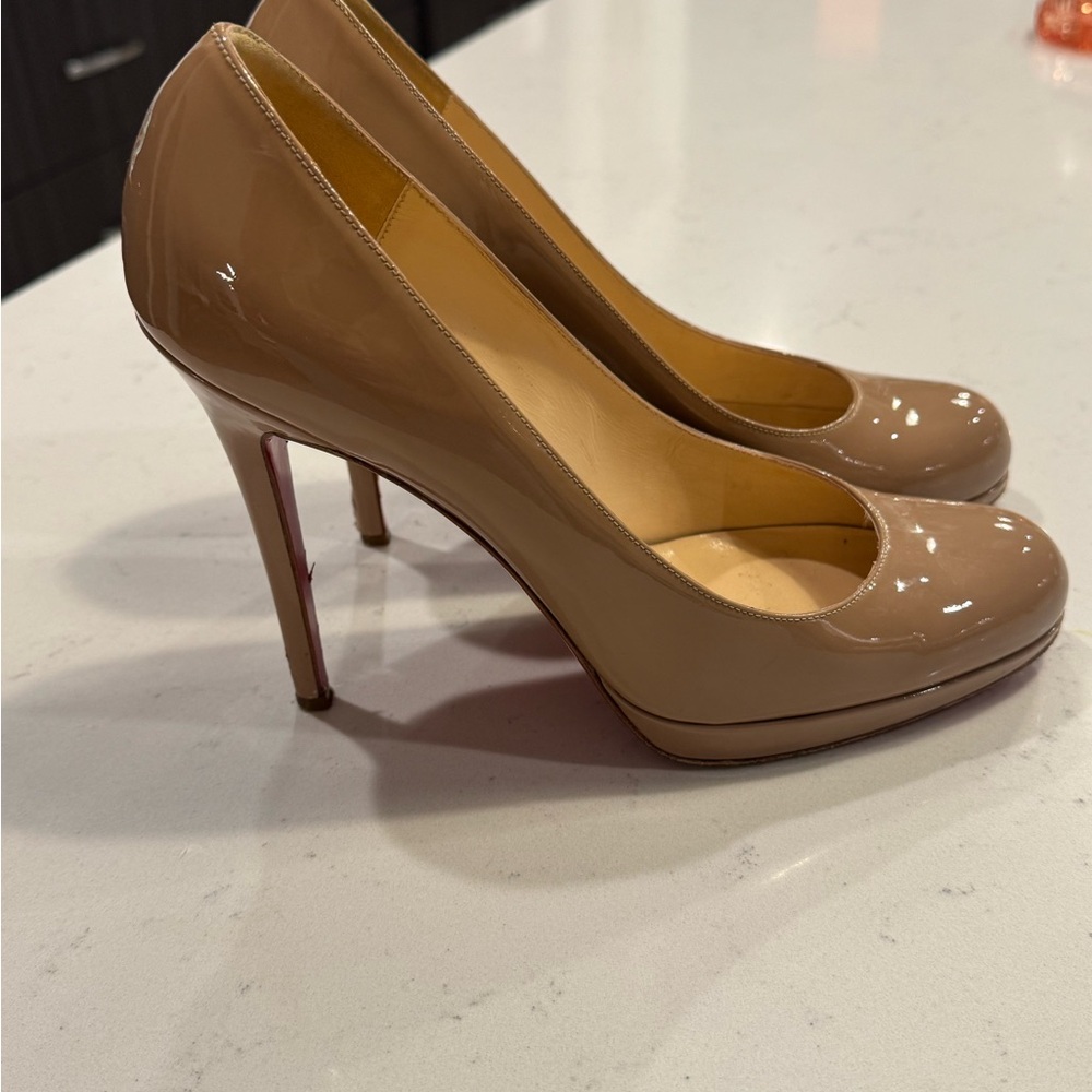 Christian Louboutin Beige Patent Leather Heels - Picture 2 of 6